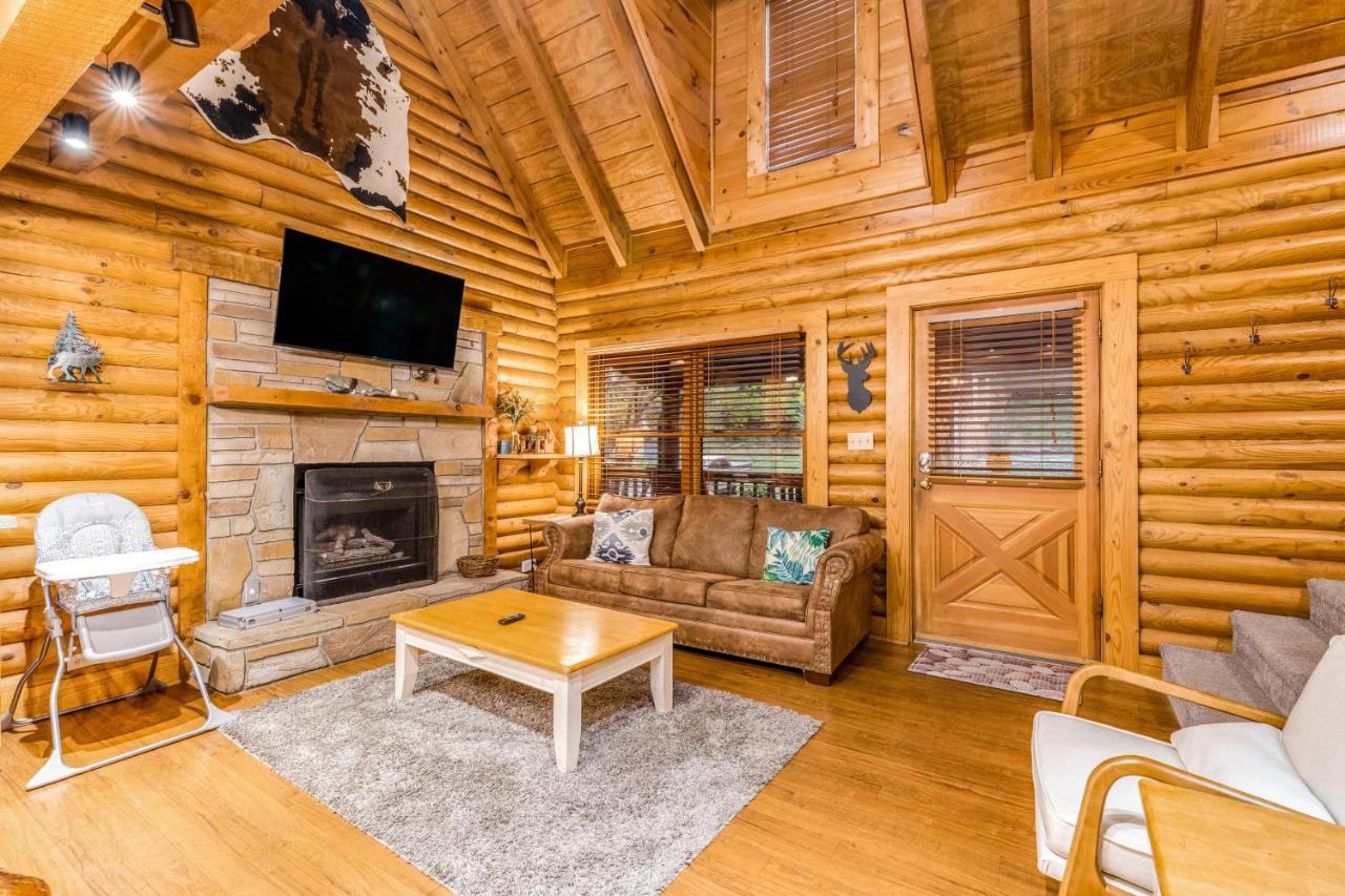 Pigeon Forge Perch Villa Bagian luar foto