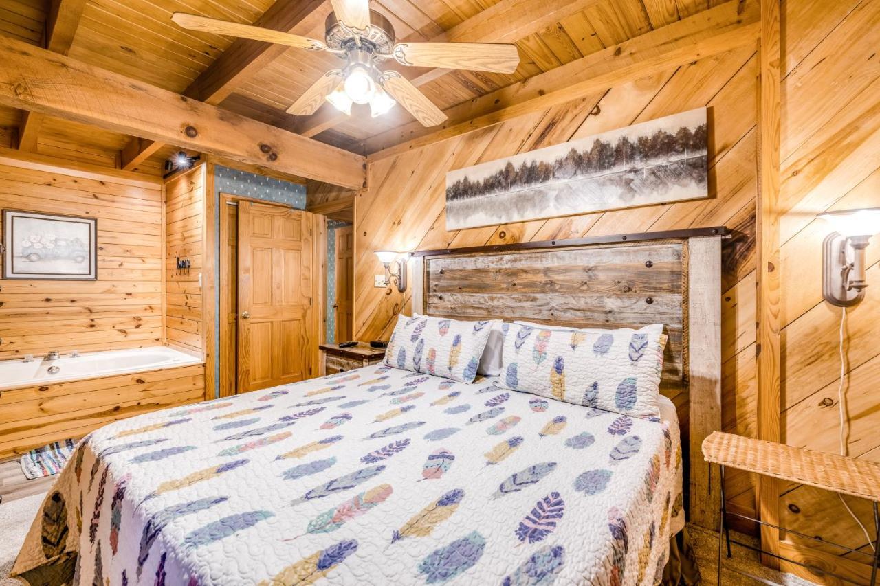 Pigeon Forge Perch Villa Bagian luar foto