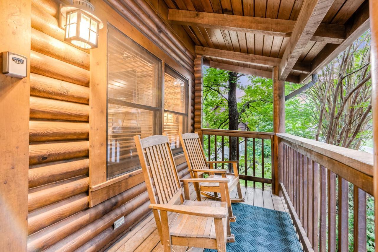 Pigeon Forge Perch Villa Bagian luar foto