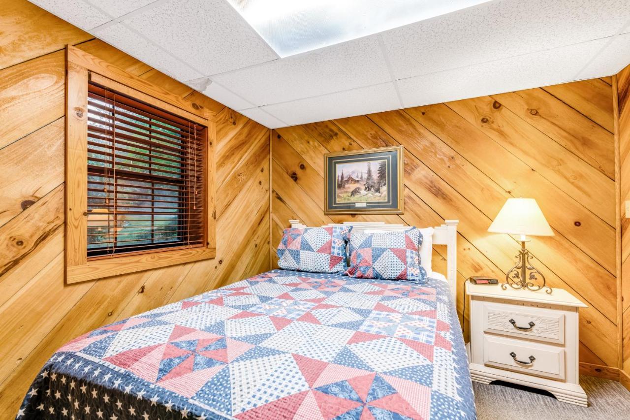 Pigeon Forge Perch Villa Bagian luar foto