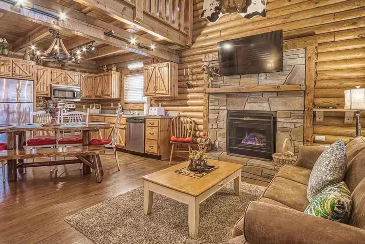 Pigeon Forge Perch Villa Bagian luar foto